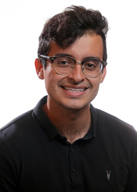 Headshot of Santiago Vargas