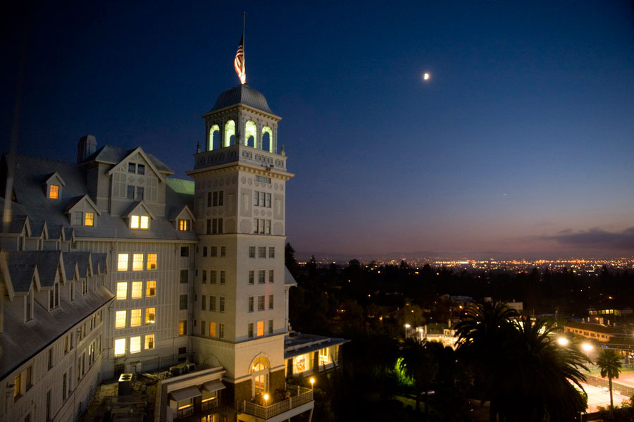 Berkeley's Claremont Hotel will serve as the 2014 program review site (image courtesy of The Claremont).
